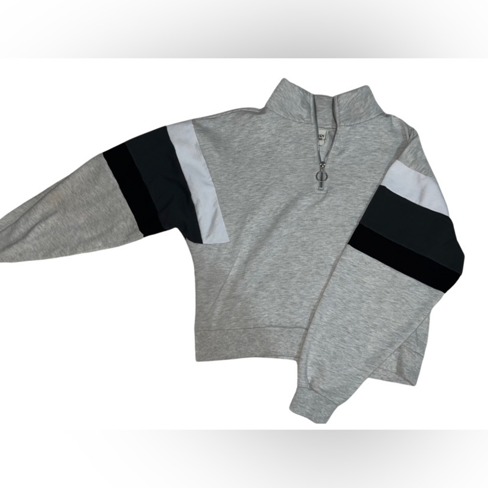 Modish Rebel Tricolor Gray Quarter Zip-Up